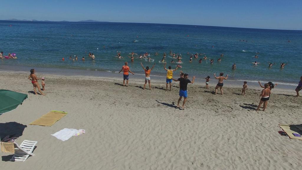 Camping Golfo Dell'Asinara プラタモナ エクステリア 写真